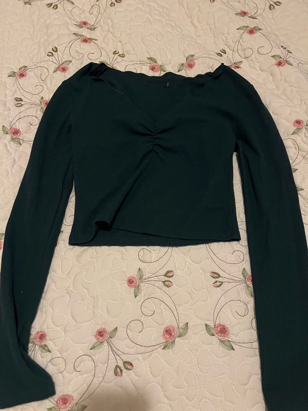 Women’s Long Sleeve Ruched Front Crop Top